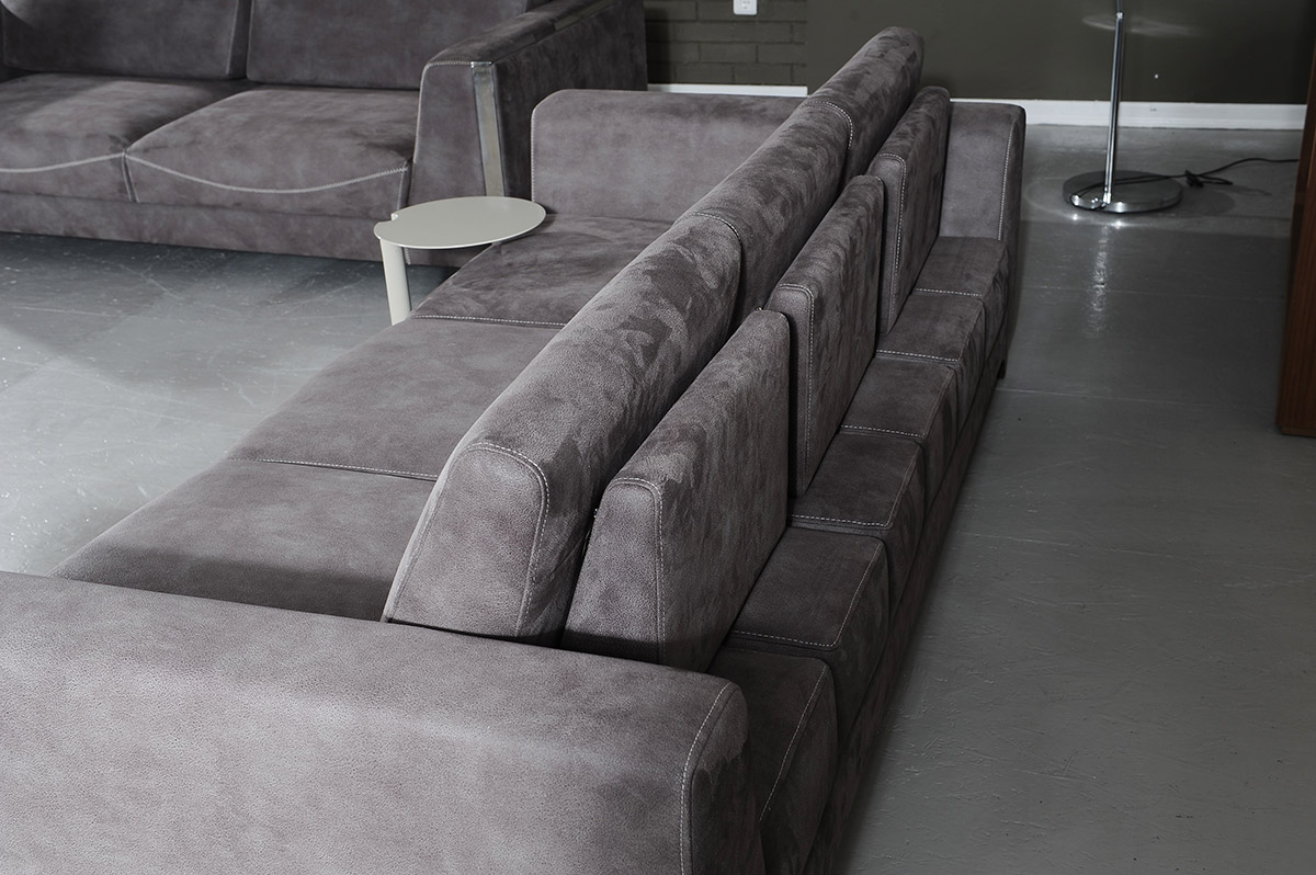 EA1470 Sofa Set