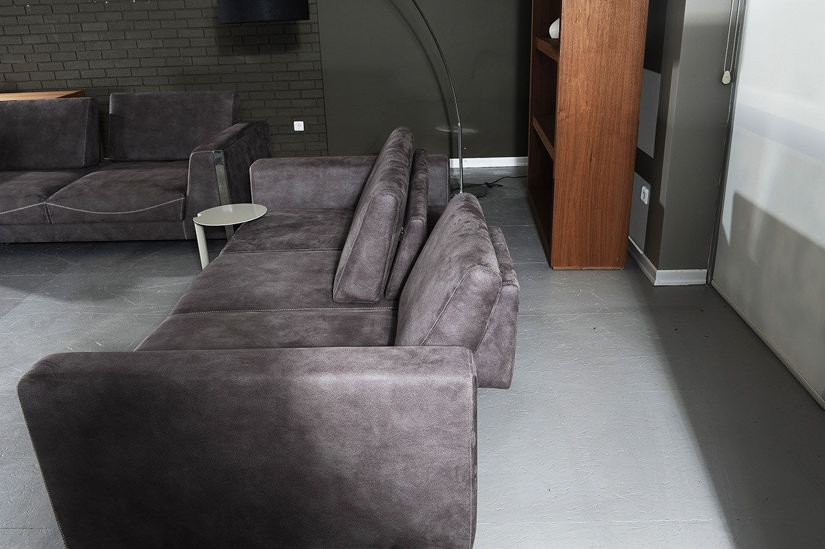 EA1470 Sofa Set