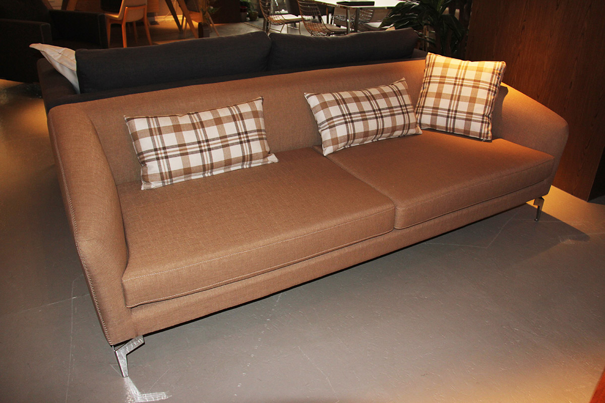 EA1610 Sofa Set