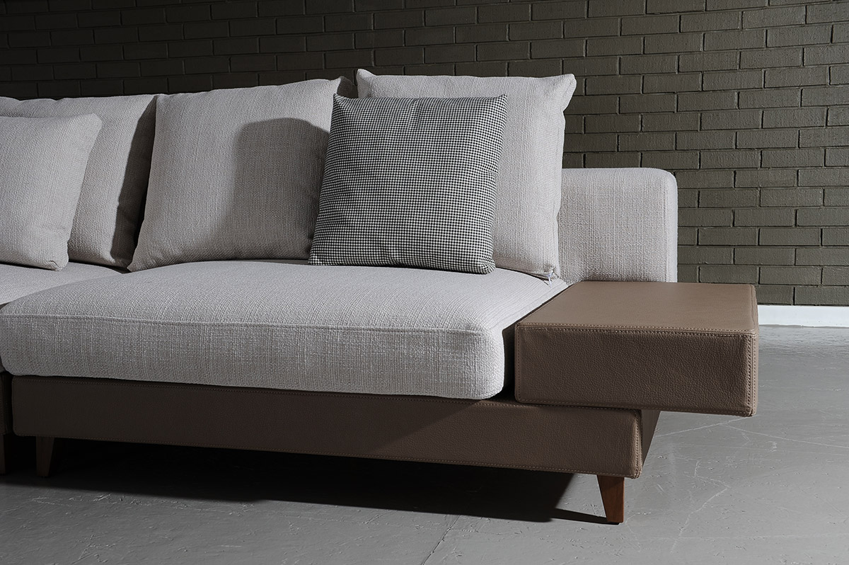 EA2280 Corner Sofa