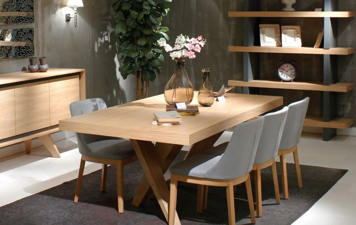 EA6104 Dining Table
